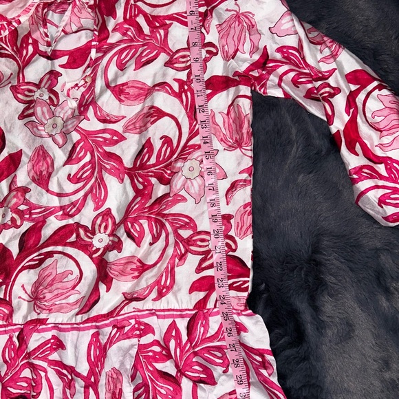 H&M Flair mini hot pink floral dress in a size XL. Light and airy. Very dainty - Picture 3 of 11